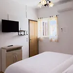 & Tepsa - Centre Gostinjska kuća