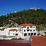& Tepsa - Centre Gostinjska kuća