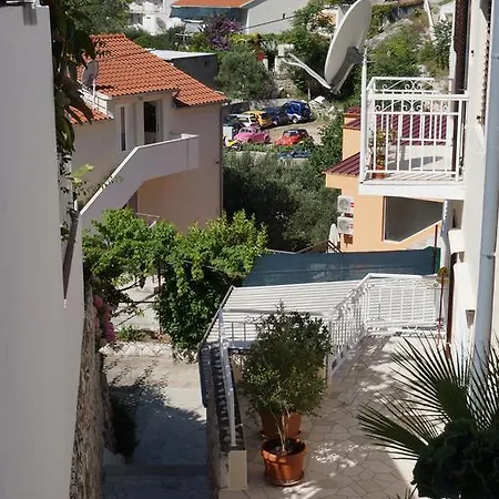 Casa de hóspedes & Tepsa - Centre