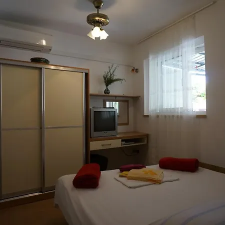 & Tepsa - Centre 3* Hvar Town